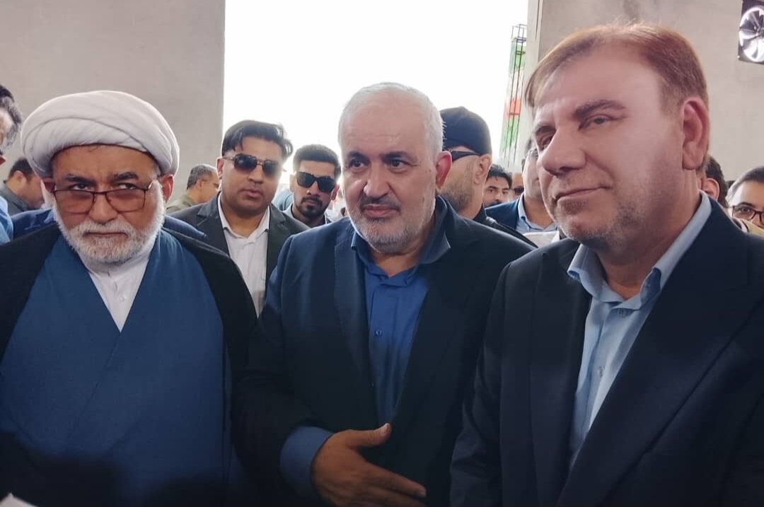 وزیر نیرو: ظرفیت تولید آب‌شیرین‌کن‌ها افزایش می‌یابد