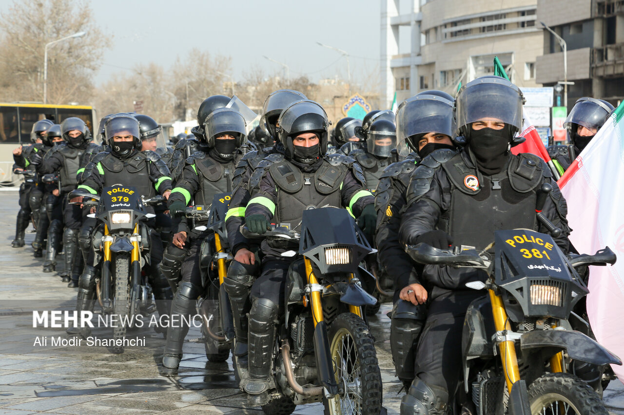 تصاویری از رژه موتوری نیروهای مسلح خراسان رضوی