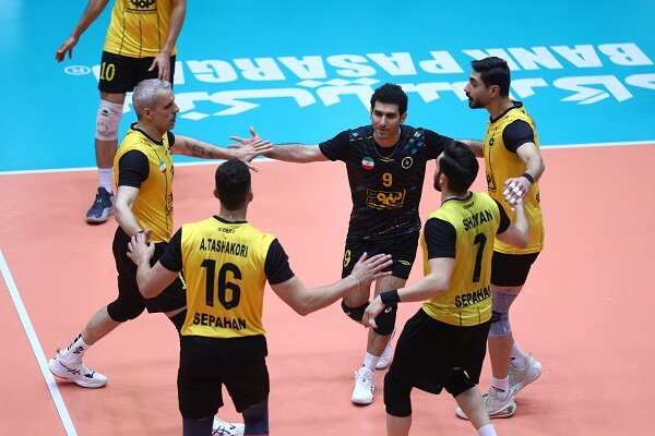 بازگشت تیم والیبال سپاهان به جمع مدعیان با پیروزی مقابل مس