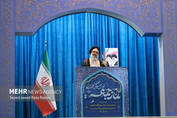 خاتمی: الگوبرداری از سیره پیامبر مستلزم مقاومت و ایستادگی است