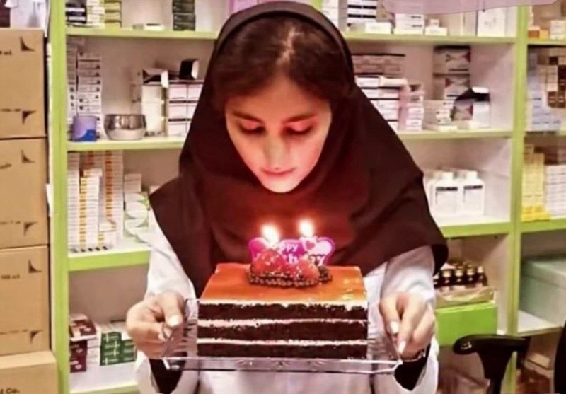 شهادت بانوی داروساز جوان در پی حملات دشمنان به مناطق غیرنظامی
