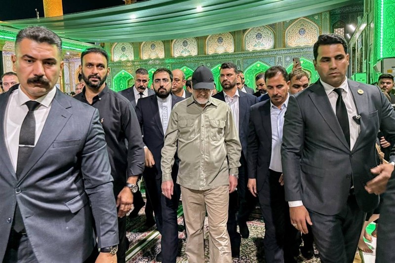 تشرف رئیس مجلس به زیارت حرمین شریفین در کاظمین