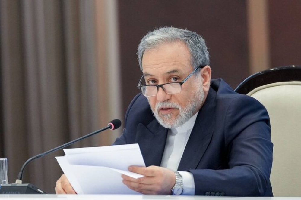 واکنش عراقچی به ادعای کمرشکن‌ترین عملیات اقتصادی تاریخ علیه ایران
