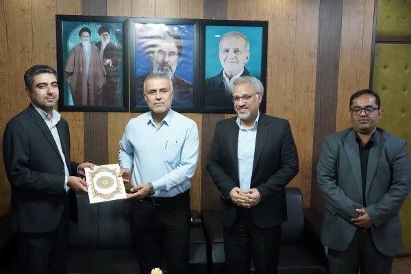 فرماندار گناوه: تغییر و جابه‌جایی مدیران زمینه‌ساز پیشرفت است