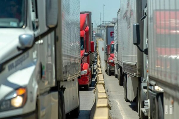 مجوز تردد کامیون‌های ایران در قلمرو گرجستان به پایان رسید