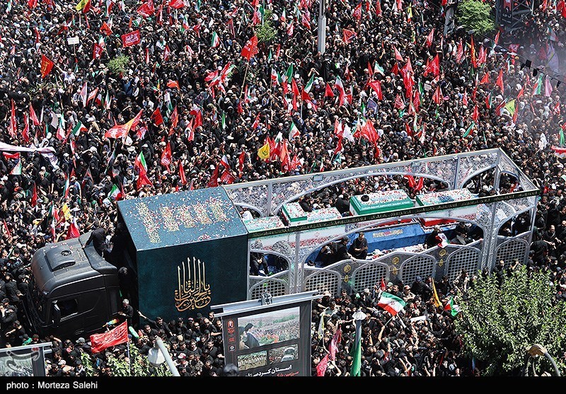 متفکر هندی: آیت الله خامنه‌ای یگانه رهبر دموکراتیک جهان بود