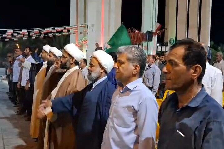 اجتماع مردم انقلابی آبدان در شب ۲۲۲