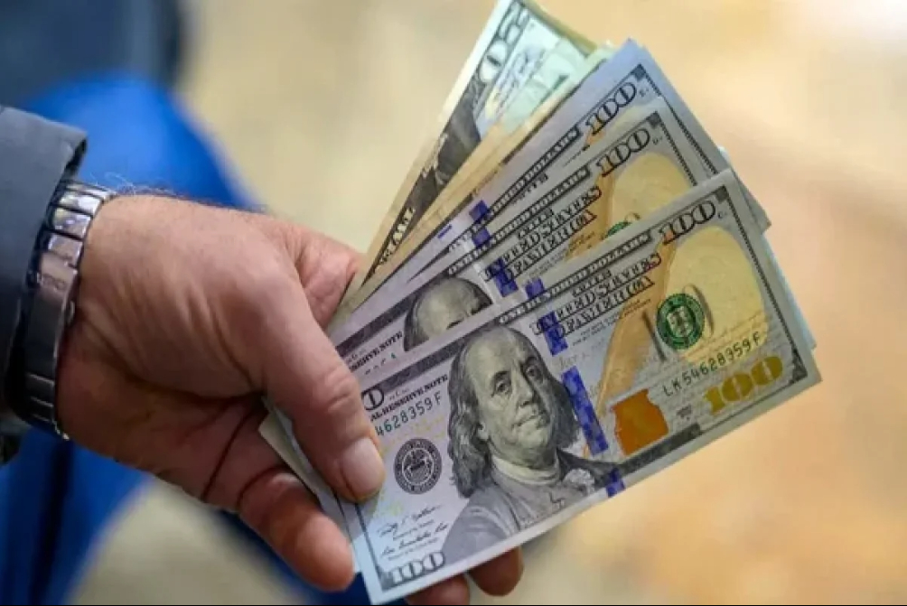 قیمت دلار امروز چهارشنبه 5 فروردین 1405؛ رشد 3 هزار تومانی در روز بازگشایی بازارها