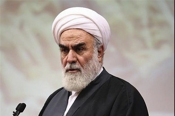 محمدی گلپایگانی: آیت الله محمودی شخصیت جامعی بود