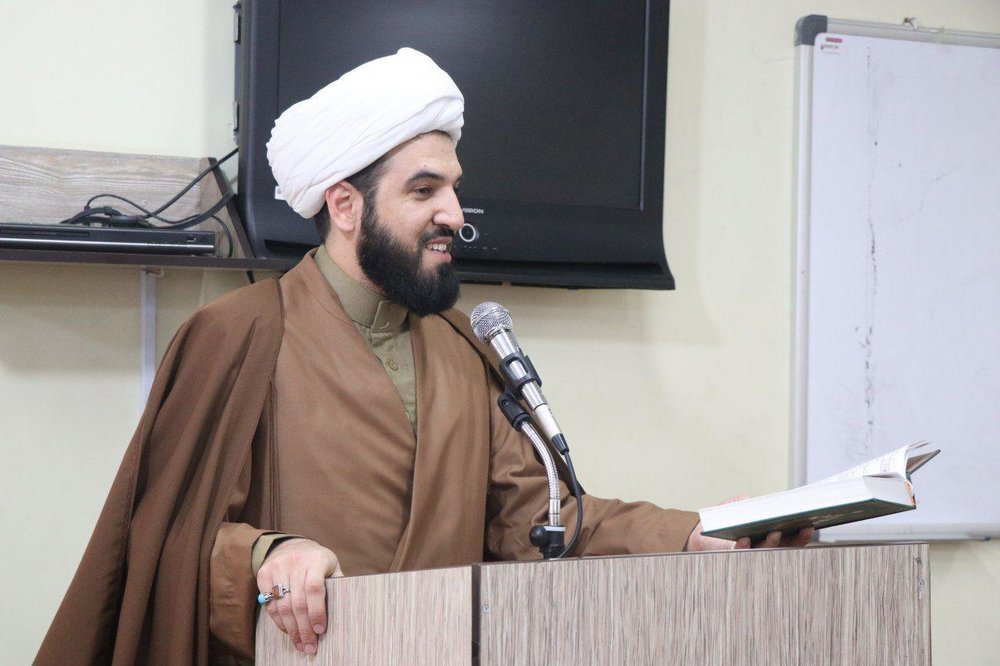 سنجری: مدیریت شهری چهاردانگه نسبت به تأخیر در پروژه‌ها پاسخگو باشد