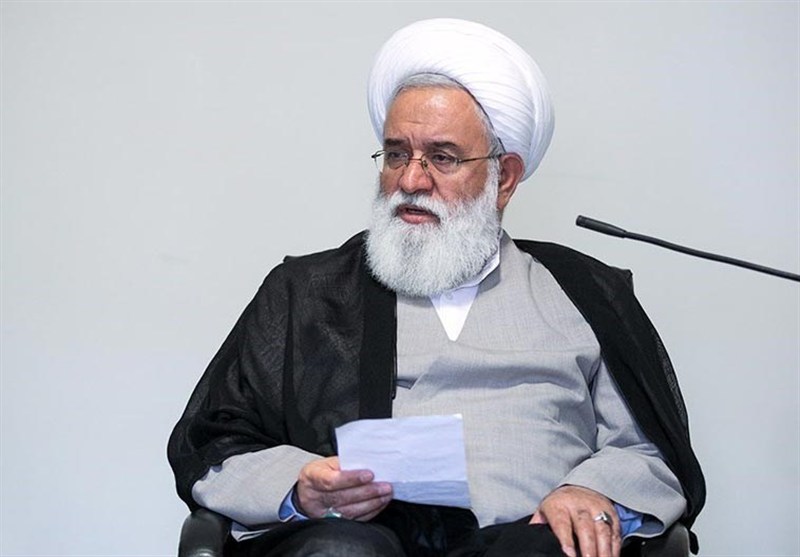 تاکید آیت‌الله رشاد بر نقش دانشگاه آزاد در نظریه‌پردازی و تولید علمی