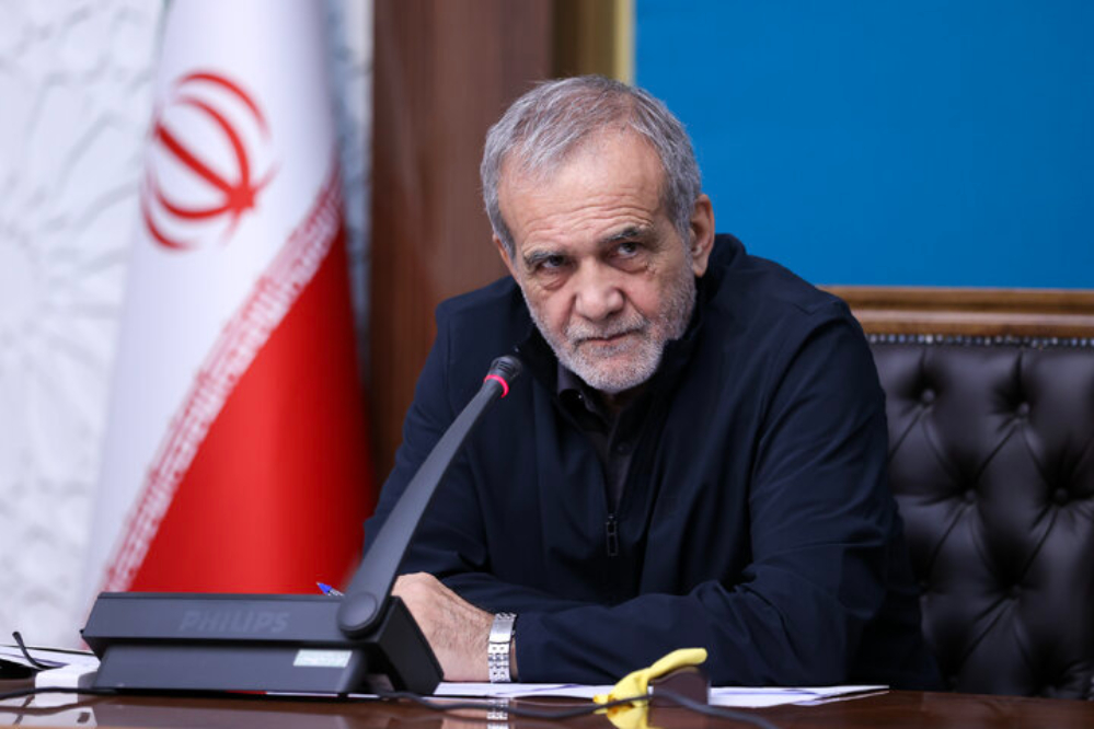 پزشکیان: اتحاد و پرهیز از تفرقه رمز عبور از بزنگاه تاریخی است