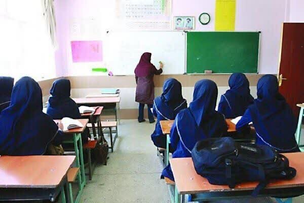 توزیع ۸۰ میلیارد ریال تجهیزات ورزشی و بهداشتی در مدارس بوشهر