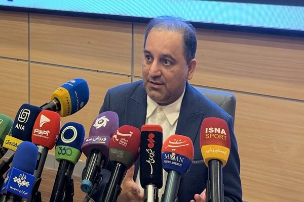 علوی: باشگاه‌ها برای تیم‌های پایه همکاری کنند