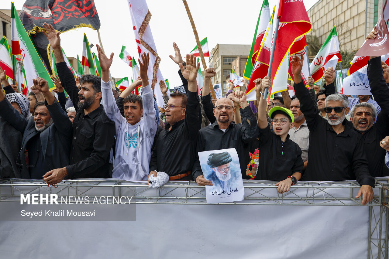 استاندار خوزستان: باید همبستگی ملی خود را افزایش دهیم