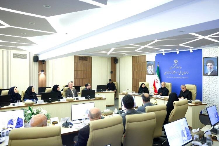 بازدید پزشکیان از پژوهشکده صنایع غذایی سازمان ملی استاندارد