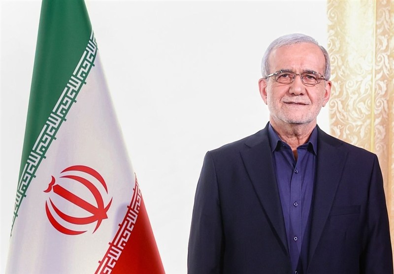 رئیس جمهور وارد شهر مقدس قم شد