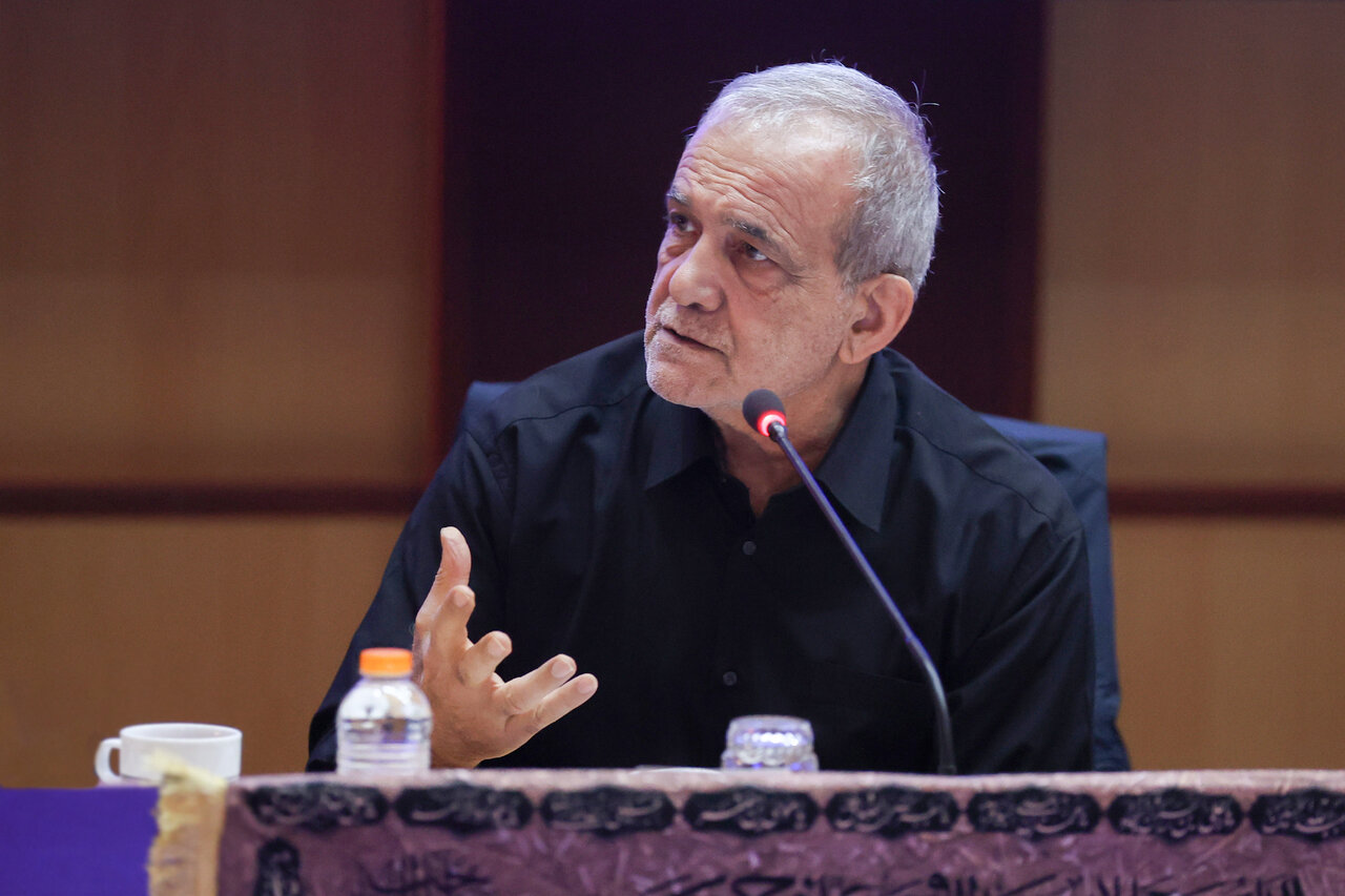 پزشکیان: ظرفیت دولت صرف حل مشکلات مردم شود؛ به تفرقه‌افکنان توجه نکنید