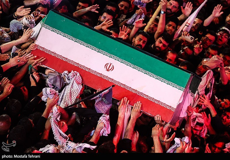 تازه ترین سروده‌های شاعران لبنانی در رثای رهبر شهید انقلاب