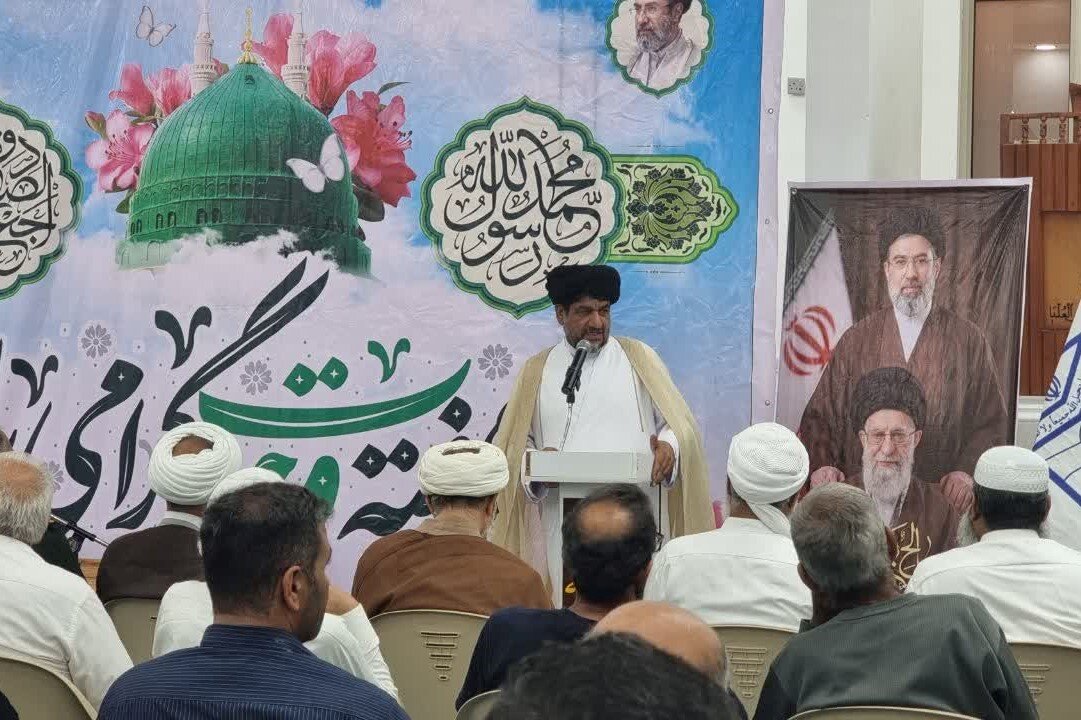 امام جمعه گناوه: وحدت مهم‌ترین عامل شکست توطئه‌های دشمن است