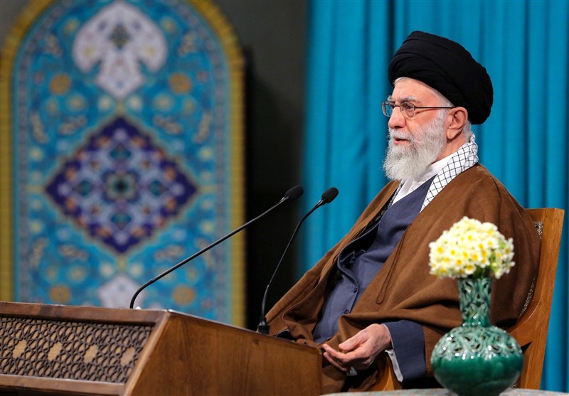 آموزه‌های رمضانی امام خامنه‌ای | فرصت بازنگری در اشتباهات