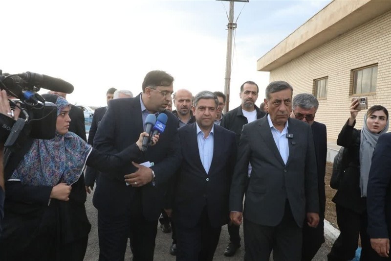 بازدید معاون رئیس جمهور از طرح توسعه تصفیه‌خانه اردبیل