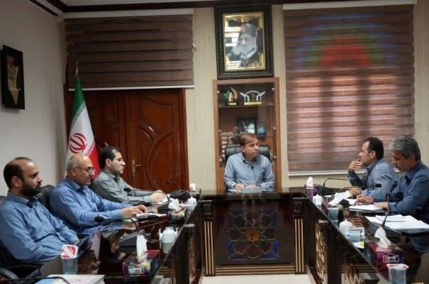 استاندار بوشهر: رضایتمندی مردم مهم‌ترین سرمایه نظام اداری است