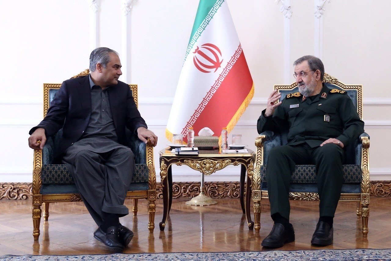 رضایی: ایران و پاکستان عقبه راهبردی یکدیگر هستند