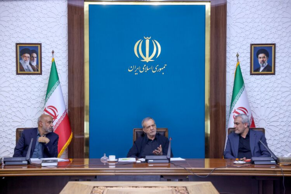 تاکید پزشکیان بر لزوم تدوین سازوکارهای اعتباری شفاف برای کاهش فساد و رانت