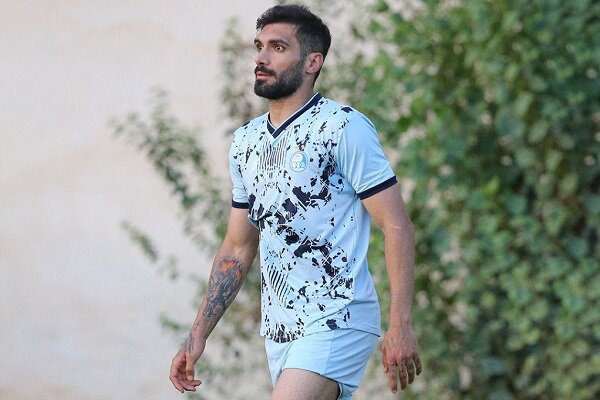 بازگشت بازیکن جنجالی به لیست استقلال/ دیدار ساپینتو با داوران