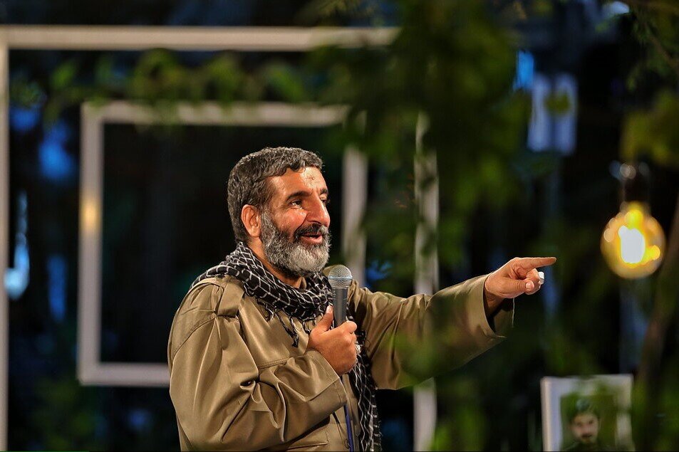 خیابان تنگه احد انقلاب است/در بین‌الطلوعین ظهوریم و نباید خوابمان ببرد