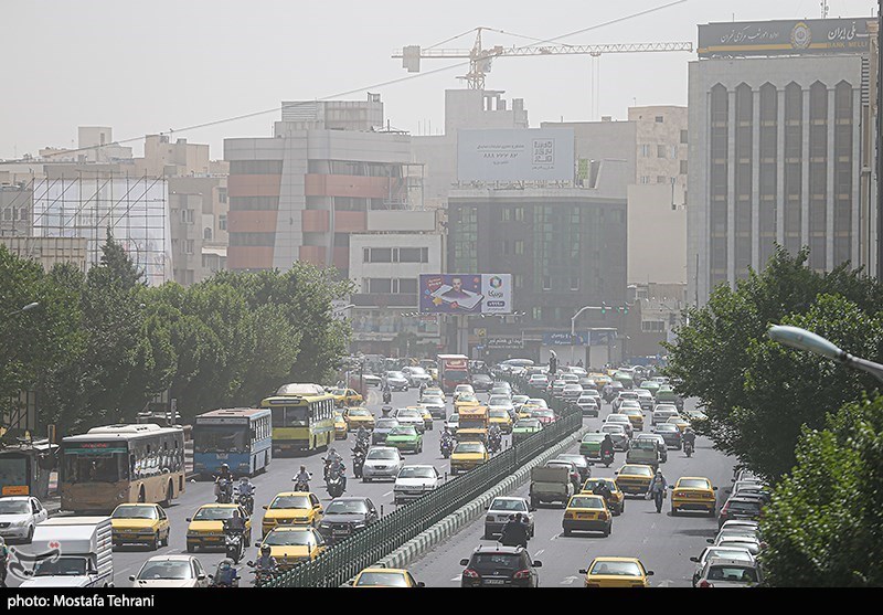 هوای تهران در آستانه آلودگی