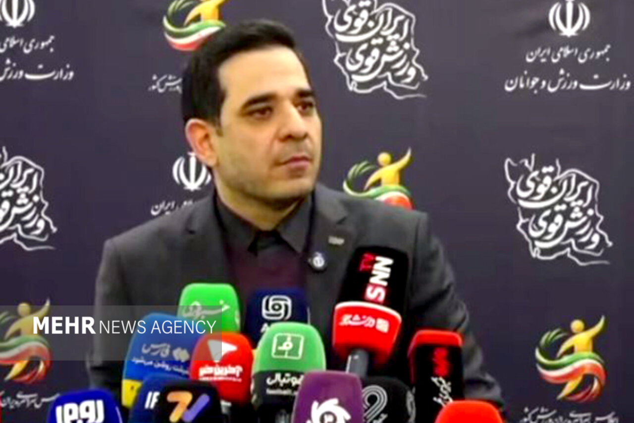 افشاگری تقوی: یک رئیس فدراسیون در طول دو ماه ۹ بار به مجلس رفته است