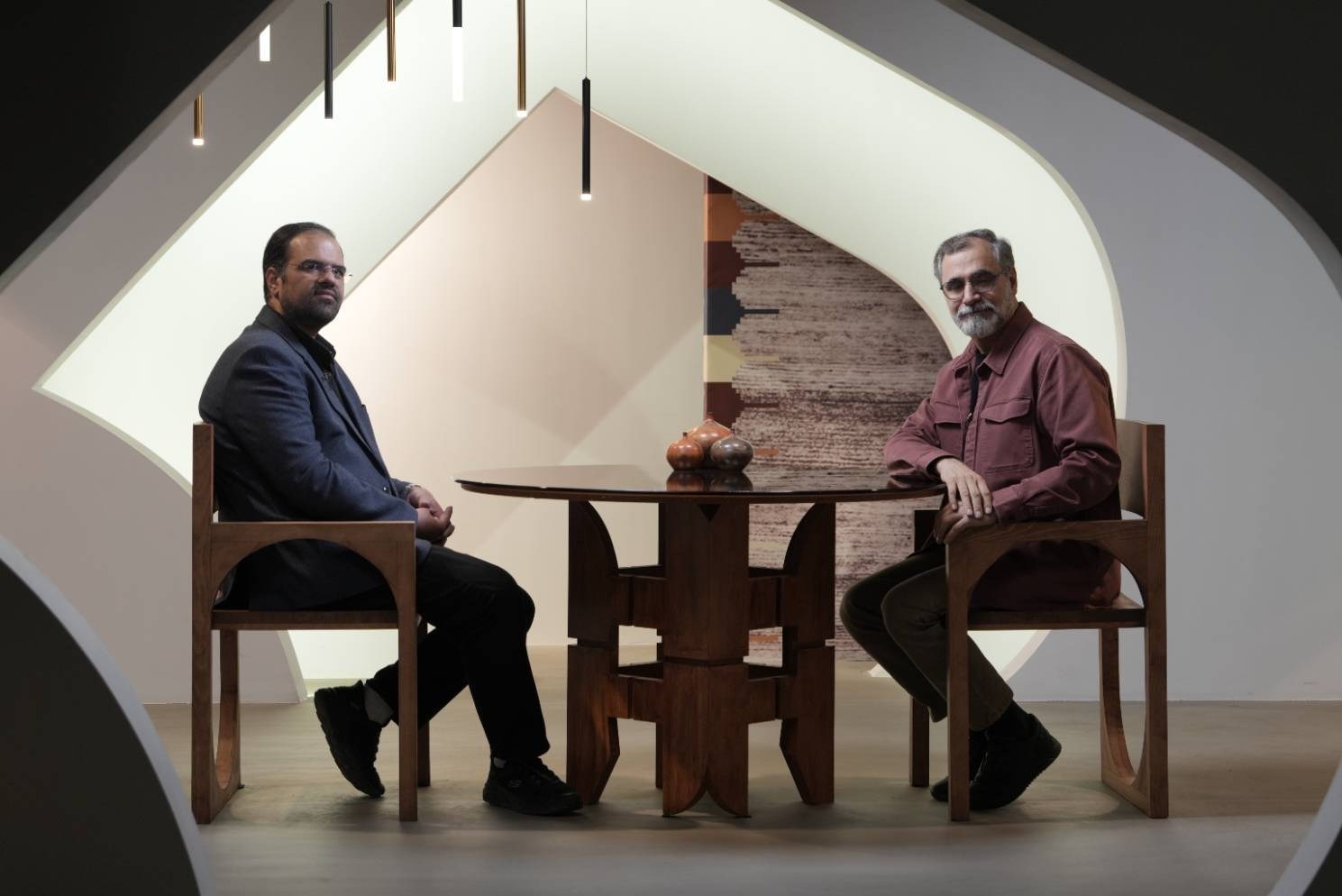 نهمین جشنواره‌ی تلویزیونی مستند روی میز «نردبان»