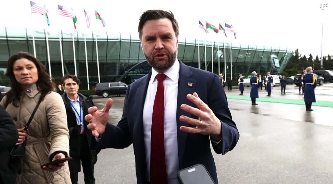 ادعای معاون ترامپ: دلایلی داریم که ایران به دنبال سلاح هسته‌ای است