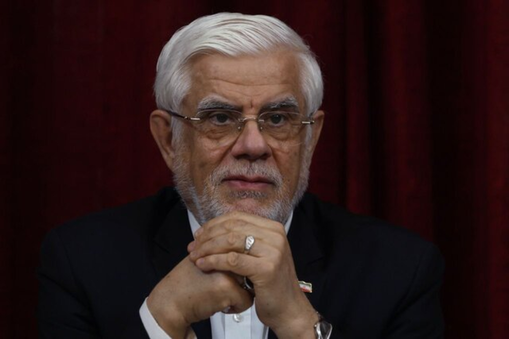 عارف: دشمن ناچار به التماس مجدد برای آتش‌بس شد