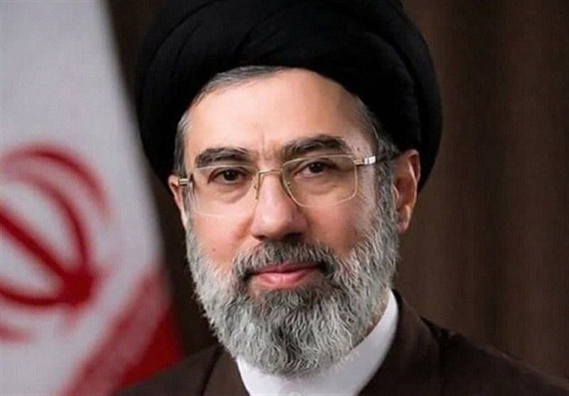 بررسی مفهومی اولین پیام رهبر انقلاب اسلامی آیت‌الله سیدمجتبی خامنه‌ای