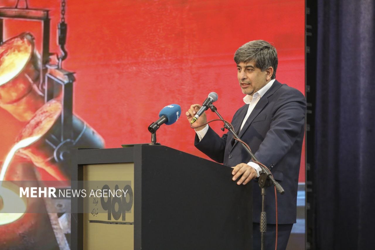 صادرات یک میلیارد دلاری فولاد مبارکه، ستون فقرات اقتصاد ایران