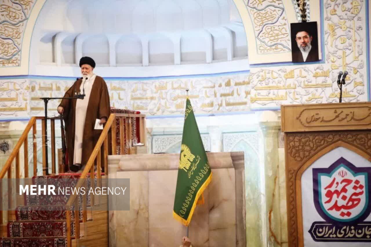 علم الهدی:دشمن درصدد انتقال جنگ به عرصه‌های اقتصادی و فرهنگی است