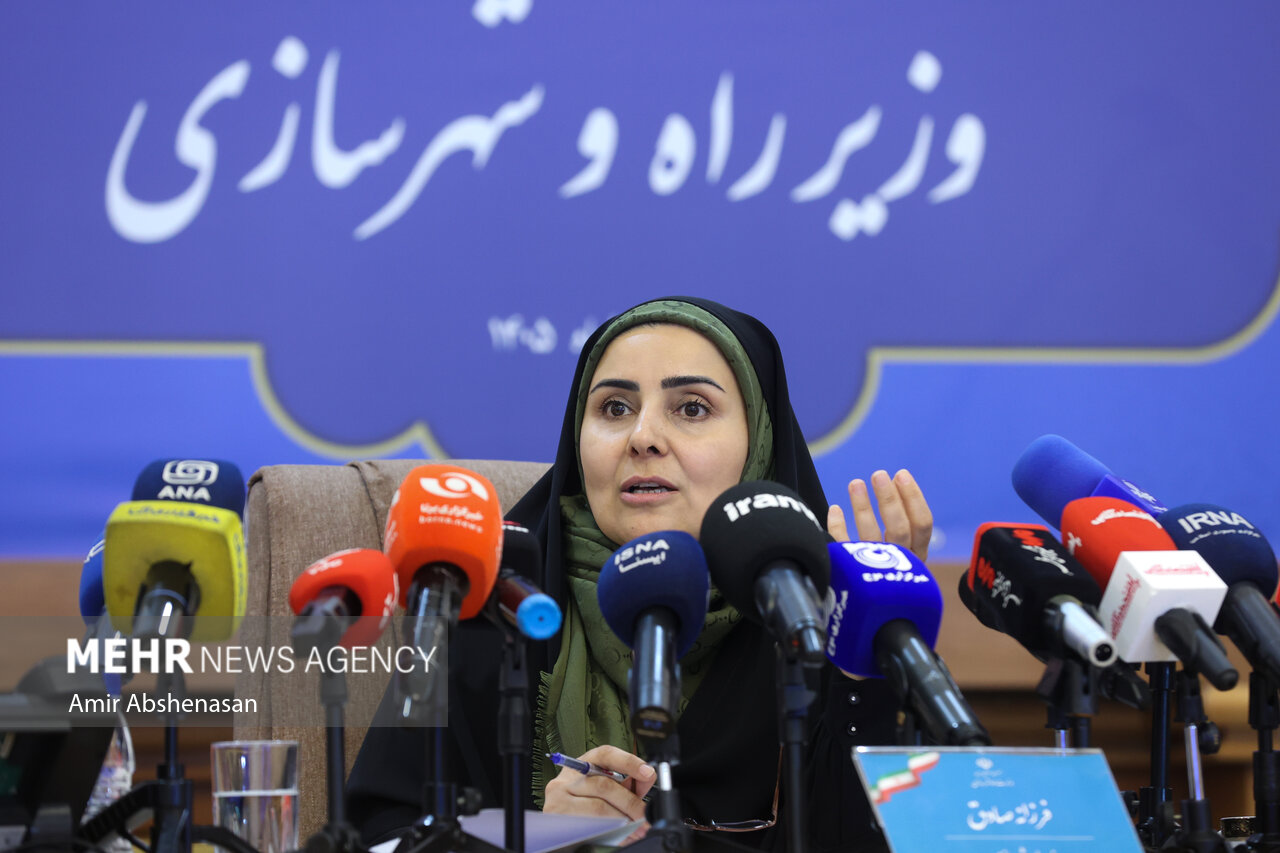 صادق: ۱۱ پل ریلی در جنگ ۴۰روزه هدف قرار گرفت