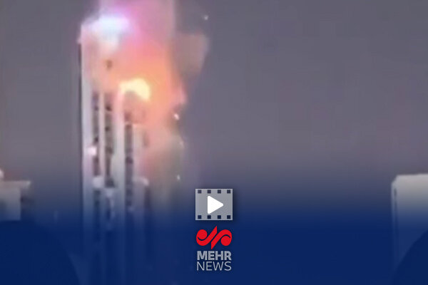 لحظه اصابت پهپاد ایرانی به سیتی بانک آمریکا در دبی