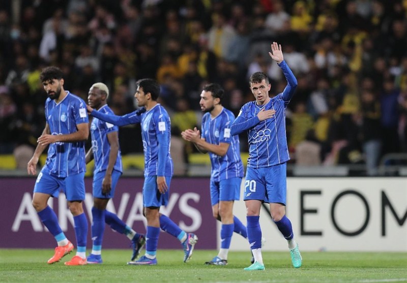 پاشازاده: استقلال دوباره از پای پرواز و خانه مربی نیاورد