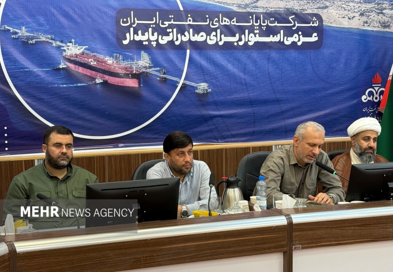 غضنفری: مقاومت مردم خارگ در جنگ رمضان برگ زرینی از تاریخ ایستادگی است