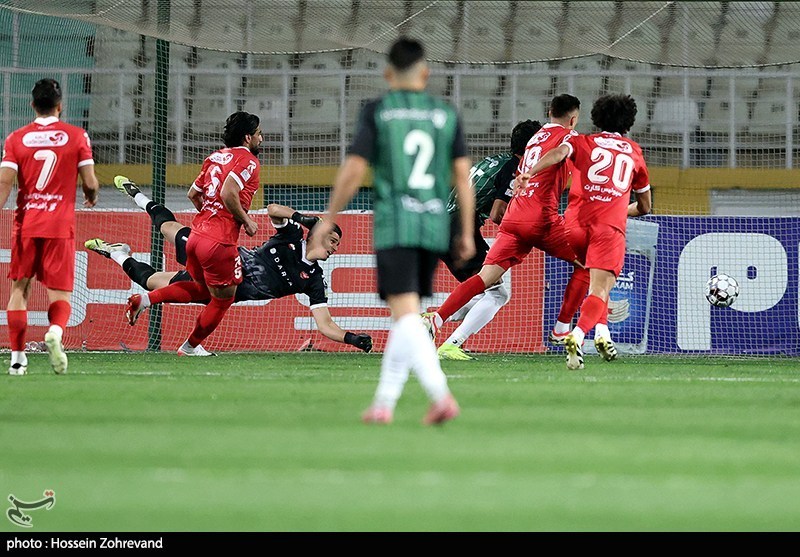 لغو تمام مسابقات فوتبال/ ذوب آهن-پرسپولیس در زمانی دیگر