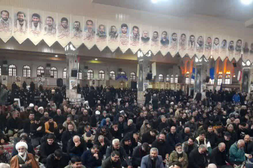 تجمع مردم سوگوار ساری