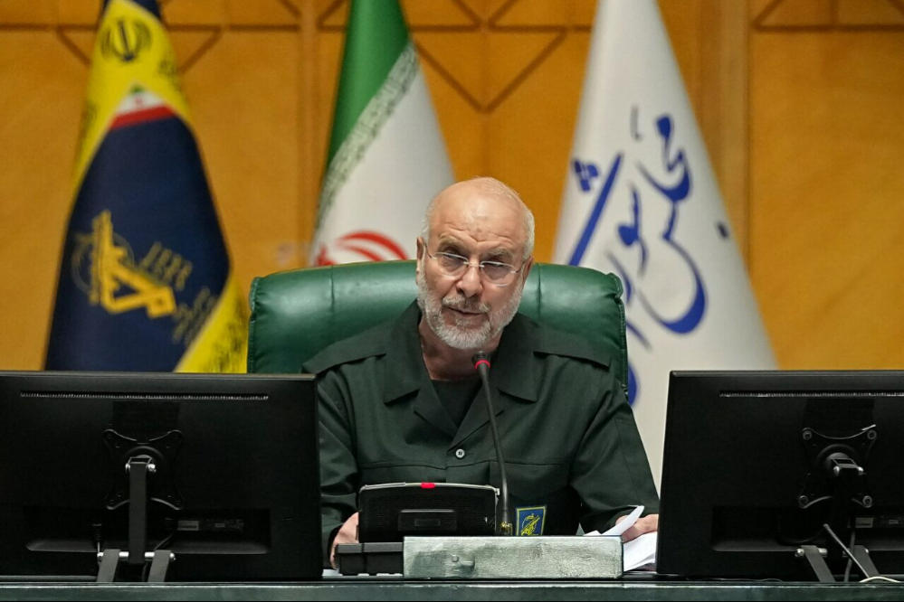 مدال افتخار مجاهدت در سه جنگ تحمیلی بر سینه بزرگ‌مردان سپاه می‌درخشد