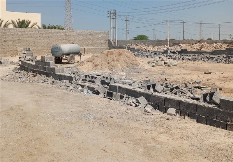 رفع تصرف زمین 500مترمربعی در بوشهر/ قلع‌وقمع دیوارکشی‌های غیرمجاز