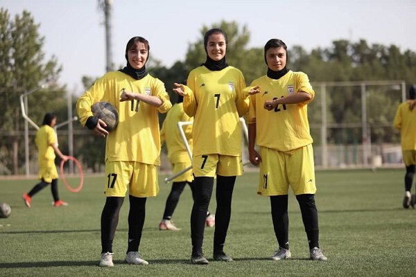 پیروزی فوتبال دختران ایران در اولین دیدار