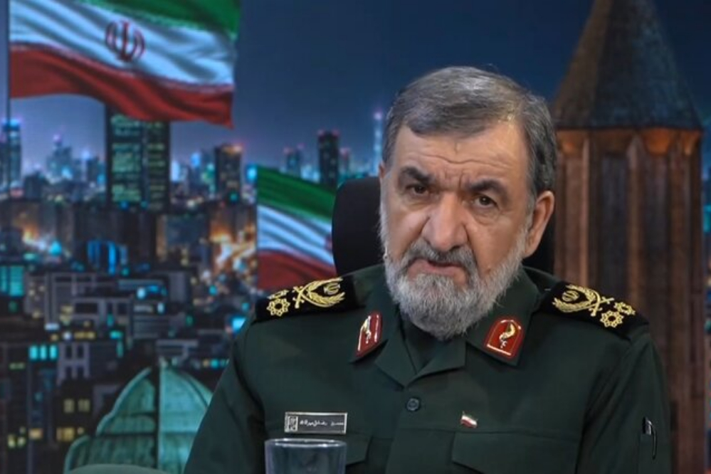 محسن رضایی: محدوده ممنوعه جدید در خلیج فارس اعلام می‌کنیم