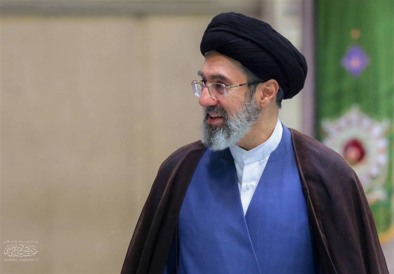 بیعت وزرا و کارگزاران ادوار با رهبر معظم انقلاب